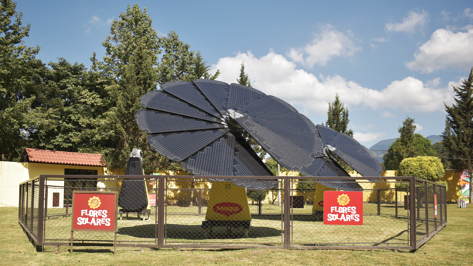 Three SmartFlowers at Nestlé, Guatamala