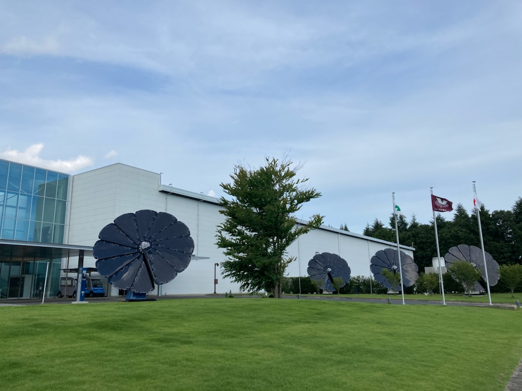 Four SmartFlowers at Fujikin's Entrance