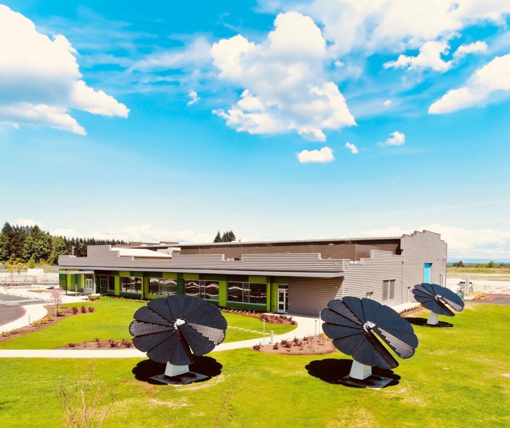 Three SmartFlowers in front of the OMIC Additive Innovation Center